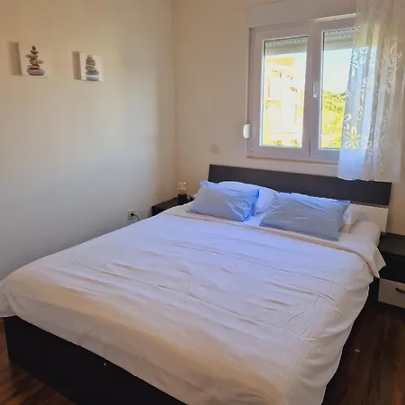 Petra Apartment