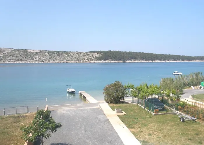 Petra דירה Barbat na Rabu